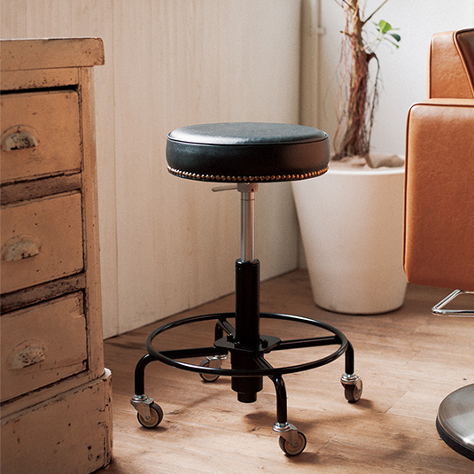 VINTAGE ALT STOOL